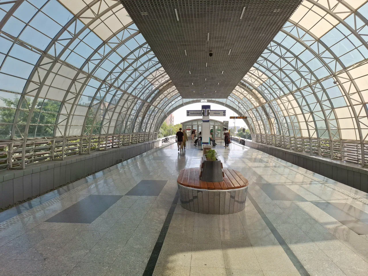 Станция метро «Тузель»